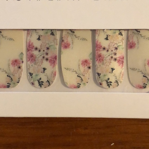 Bundle of Color Street Nail Wraps - Picture 3 of 11